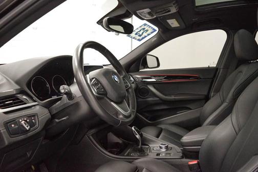 2023 BMW X2 xDrive28i