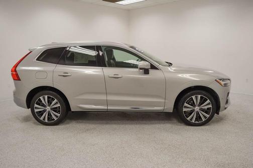 2022 Volvo XC60 Recharge Plug-In Hybrid EAWD INSCRIPTION
