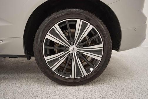 2022 Volvo XC60 Recharge Plug-In Hybrid EAWD INSCRIPTION