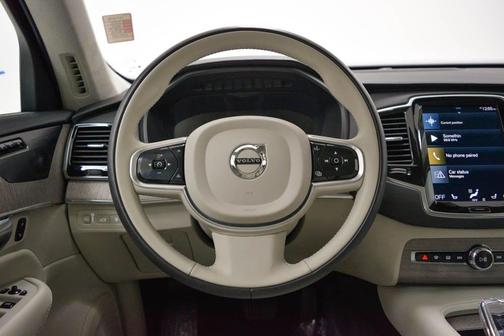 2022 Volvo XC90 Recharge Plug-In Hybrid EAWD INSCRIPTION 7 SEATER
