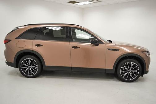 2025 Mazda CX-70 CX-70