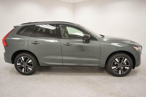 2026 Volvo XC60 B5 Core
