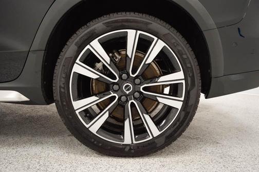 2023 Volvo V60 Cross Country B5 Ultimate