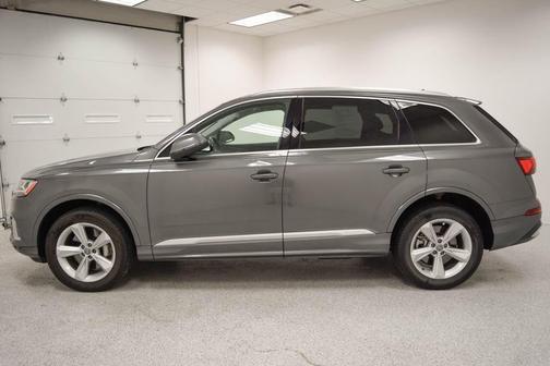 Samurai Gray Metallic 2020 Audi Q7 45 Premium
