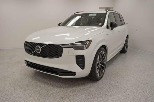 2026 Volvo XC90 Plug-In Hybrid T8 Ultra Dark Theme 7-Seater