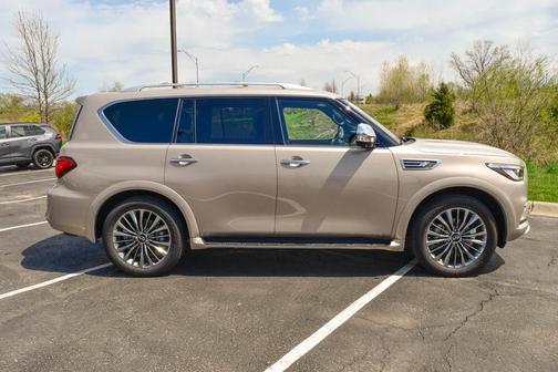 2021 INFINITI QX80 SENSORY