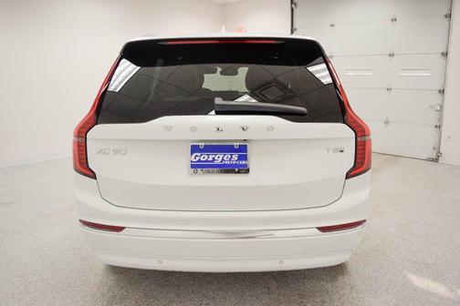 2026 Volvo XC90 Plug-In Hybrid T8 Plus 7-Seater