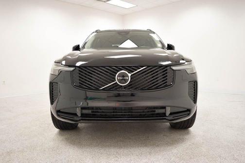 Onyx Black 2026 Volvo XC90 B6 Ultra Dark Theme 6-Seater