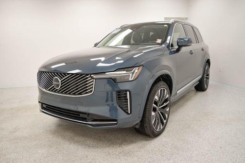 2025 Volvo XC90 B6 Plus 7-Seater