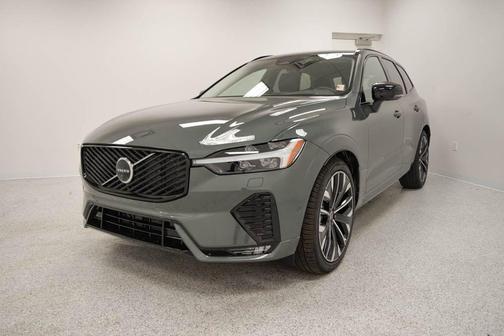 2026 Volvo XC60 B5 Ultra