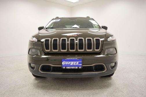 Recon Green Clearcoat 2017 Jeep Cherokee Latitude