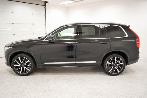 2023 Volvo XC90 B6 Plus 6-Seater