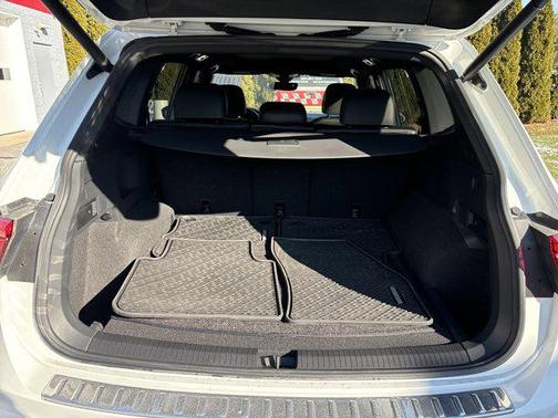 2021 Volkswagen Tiguan 2.0T SEL R-Line 4MOTION