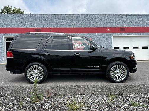 2017 Lincoln Navigator Reserve