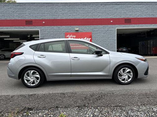 2024 Subaru Impreza Base