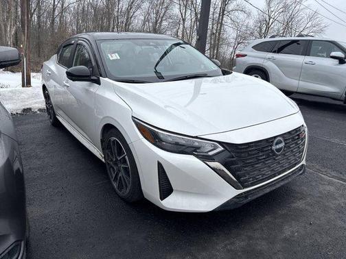 2025 Nissan Sentra SR