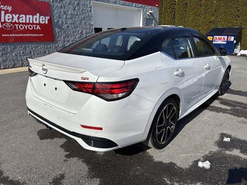 2025 Nissan Sentra SR