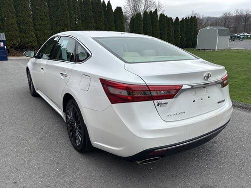 Blizzard Pearl 2016 Toyota Avalon Touring
