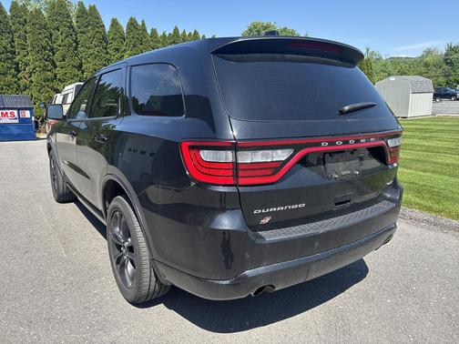 DB Black Clearcoat 2025 Dodge Durango GT AWD