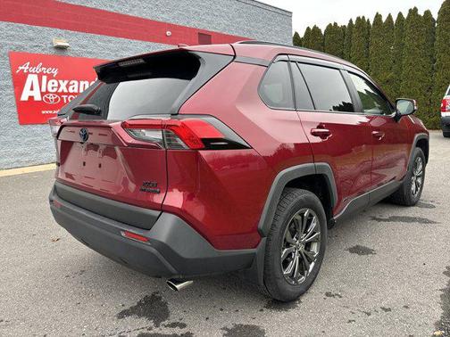 2023 Toyota RAV4 Hybrid XLE Premium