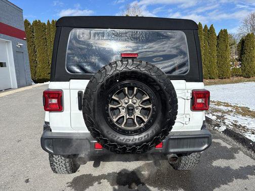 2024 Jeep Wrangler 4-Door Sahara 4x4