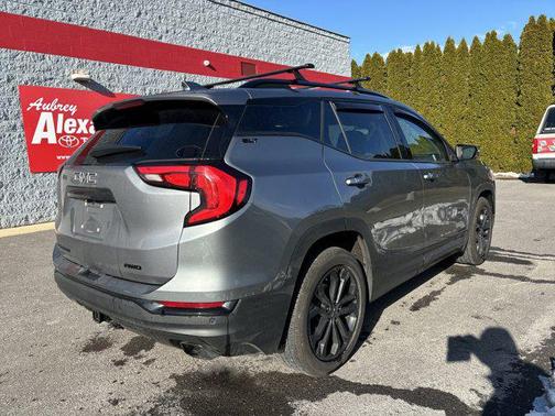 2020 GMC Terrain SLT