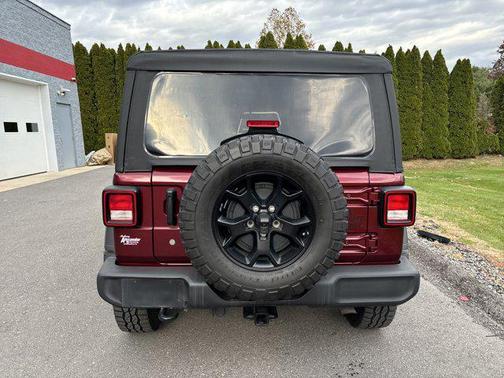 2022 Jeep Wrangler Unlimited Sport