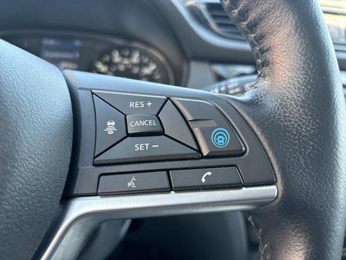 2020 Nissan Rogue Sport SV