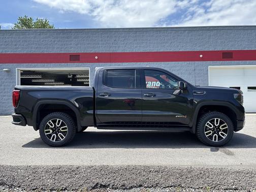 Titanium Rush Metallic 2025 GMC Sierra 1500 AT4