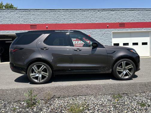 2023 Land Rover Discovery P360 HSE R-Dynamic