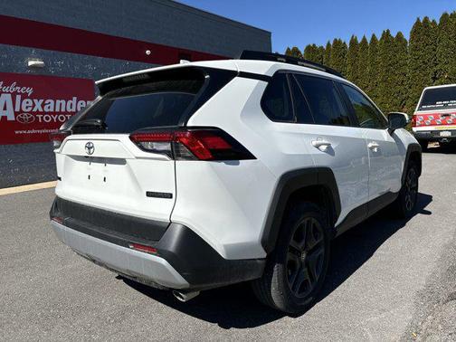 2024 Toyota RAV4 Adventure