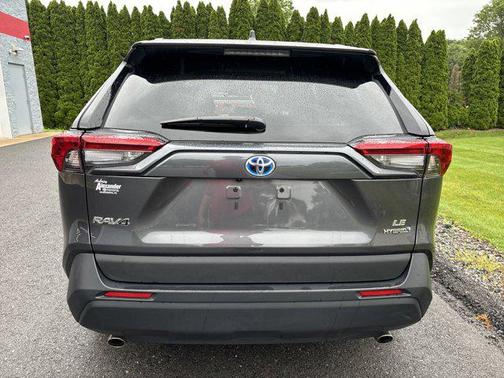 2024 Toyota RAV4 Hybrid LE