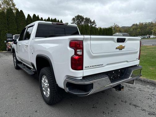 2024 Chevrolet Silverado 2500 LT