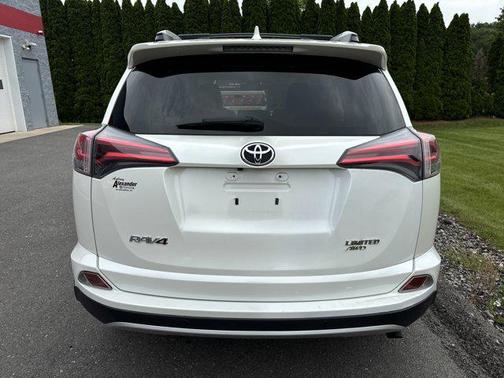 2016 Toyota RAV4 Limited