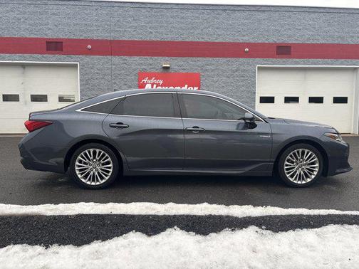 2020 Toyota Avalon Hybrid Limited