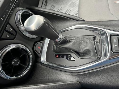 2022 Chevrolet Camaro RWD Coupe LT1
