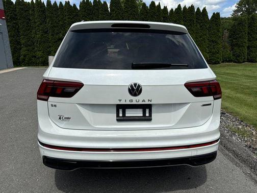 2022 Volkswagen Tiguan 2.0T SE R-Line Black 4MOTION