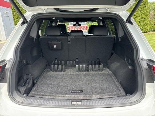 2022 Volkswagen Tiguan 2.0T SE R-Line Black 4MOTION