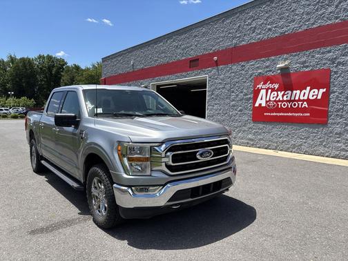 Iconic Silver Metallic 2021 Ford F-150 XLT