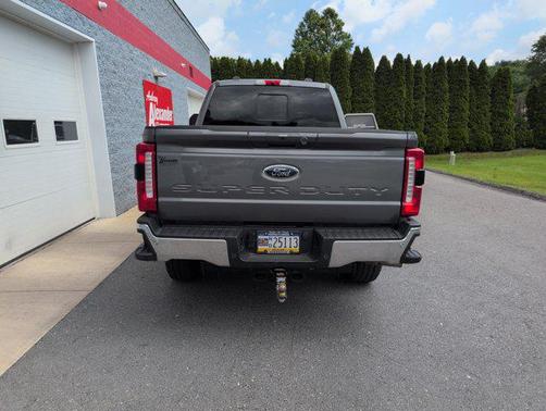 2024 Ford F-350 Lariat