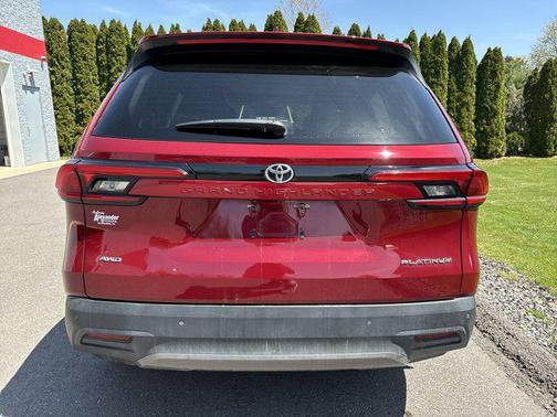 2024 Toyota Grand Highlander Platinum