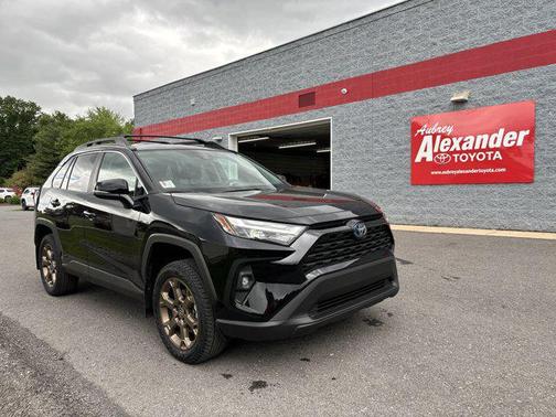 2024 Toyota RAV4 Hybrid Woodland Edition