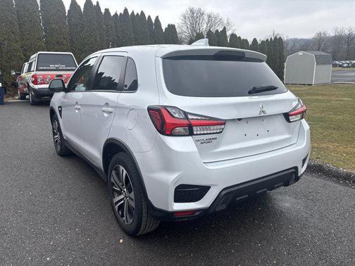 2025 Mitsubishi Outlander Sport 2.0 ES