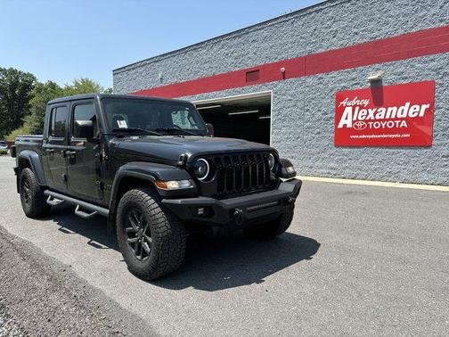 2021 Jeep Gladiator Sport S