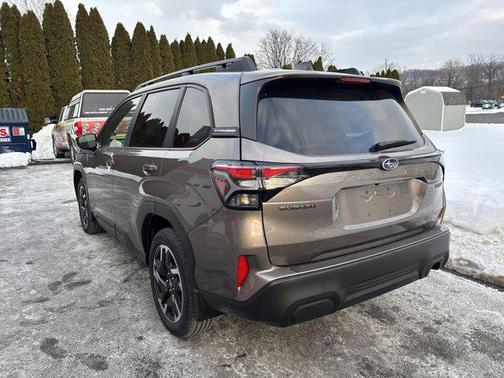 2025 Subaru Forester Hybrid Premium