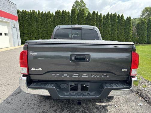 2017 Toyota Tacoma SR5
