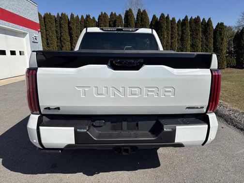 2026 Toyota Tundra Hybrid Platinum