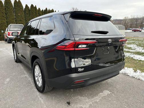 2025 Toyota Grand Highlander XLE