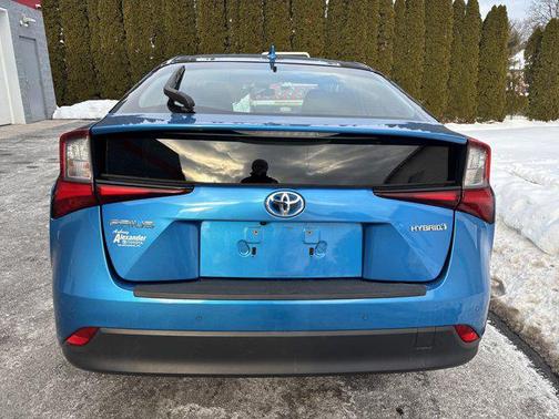 2019 Toyota Prius LE