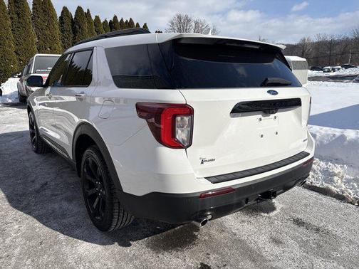 2023 Ford Explorer ST-Line
